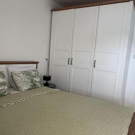 Azzure Apartment Ulcinj Eksteriør bilde