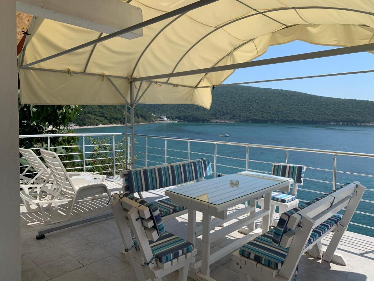 Azzure Apartment Ulcinj Eksteriør bilde