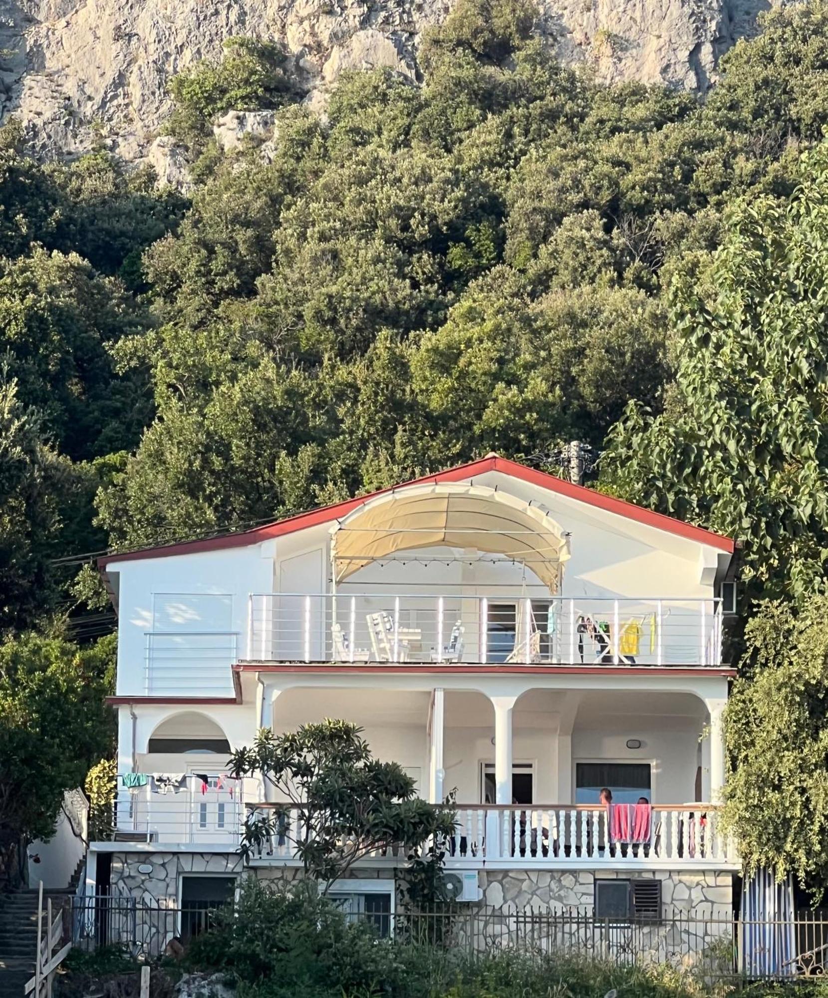 Azzure Apartment Ulcinj Eksteriør bilde